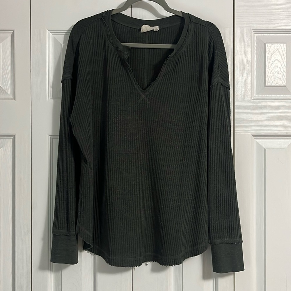 White Crow from Buckle, Green, long sleeve shirt, size Large.